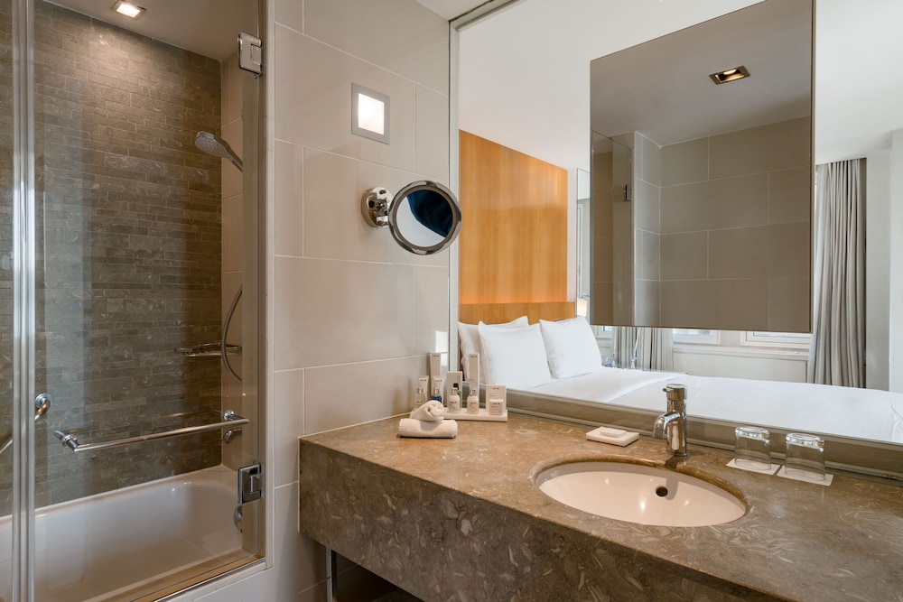 Radisson Blu Bosphorus Hotel 79/80