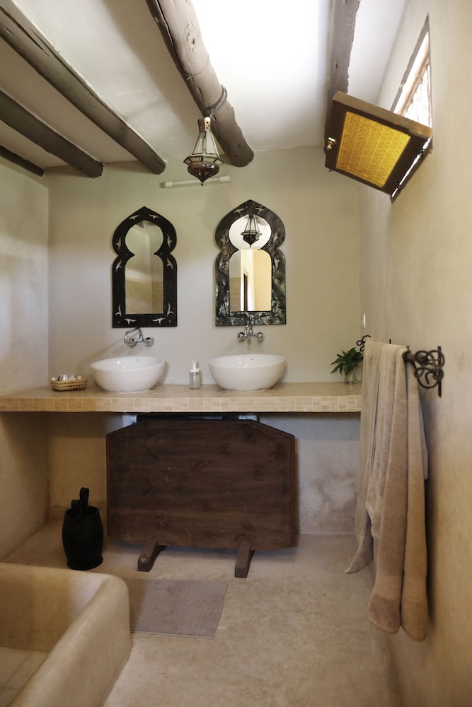 Le Petit Hotel du Flouka 26/50
