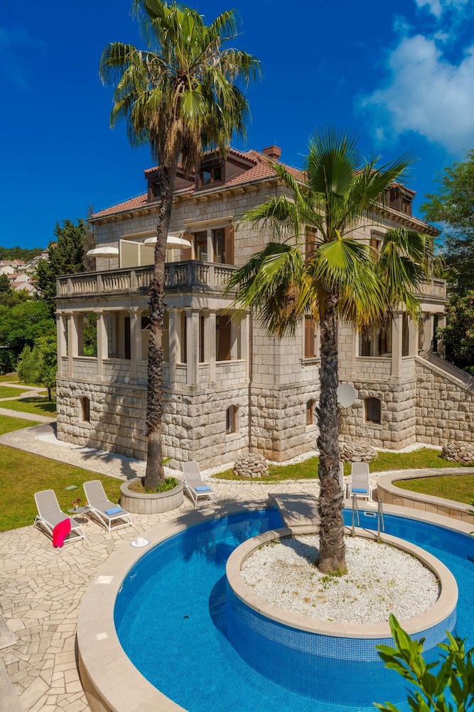 Boutique Villa Filaus 67/73