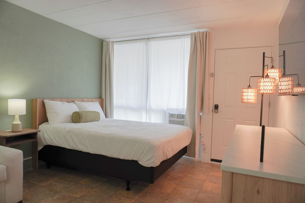 Casa Del Sole Motel 19/54