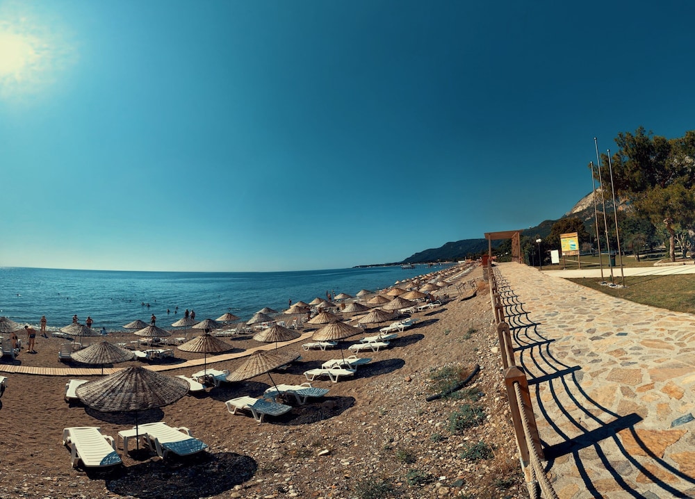 Belcan Hotel 35/42
