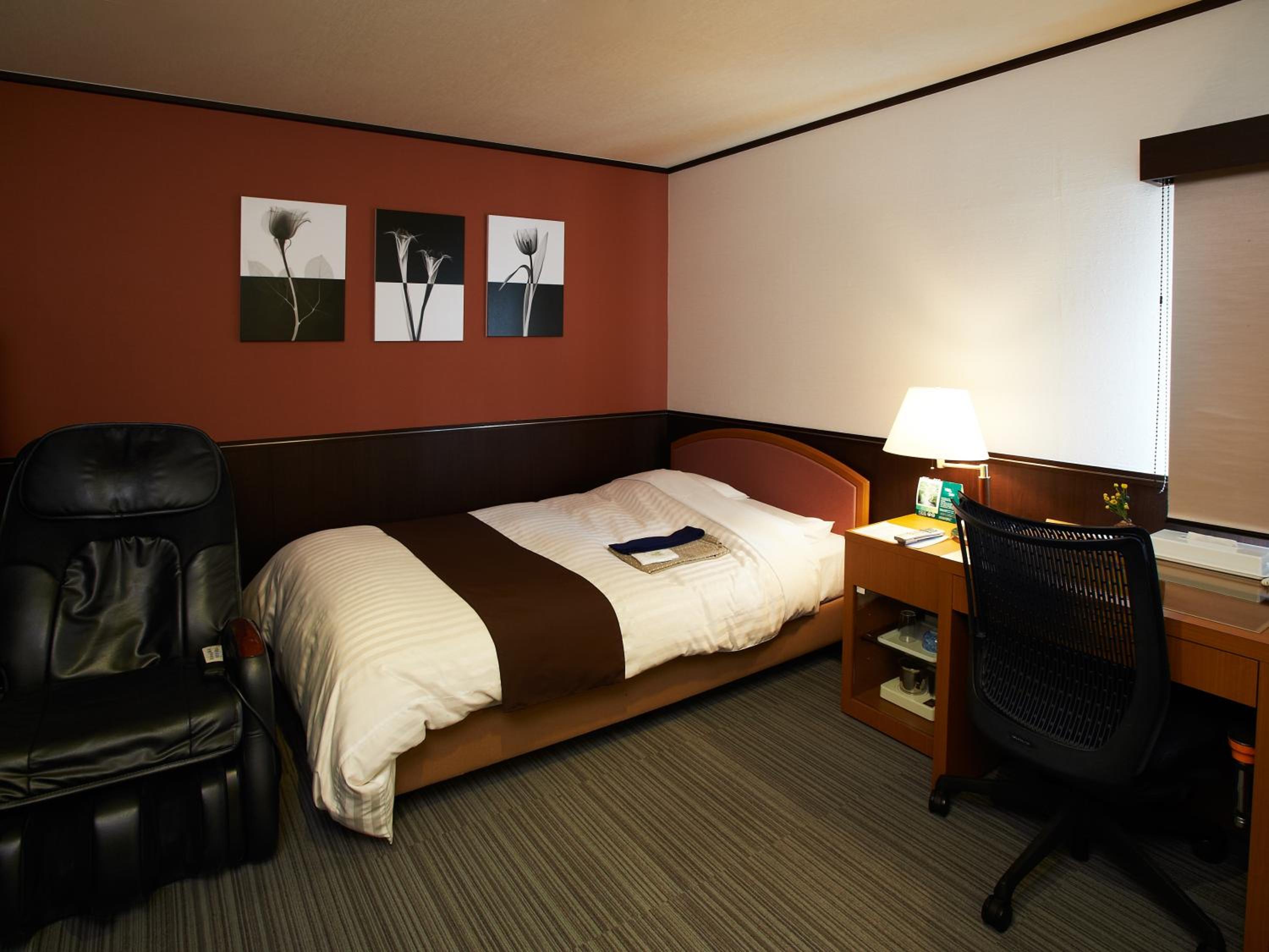 Room, Single