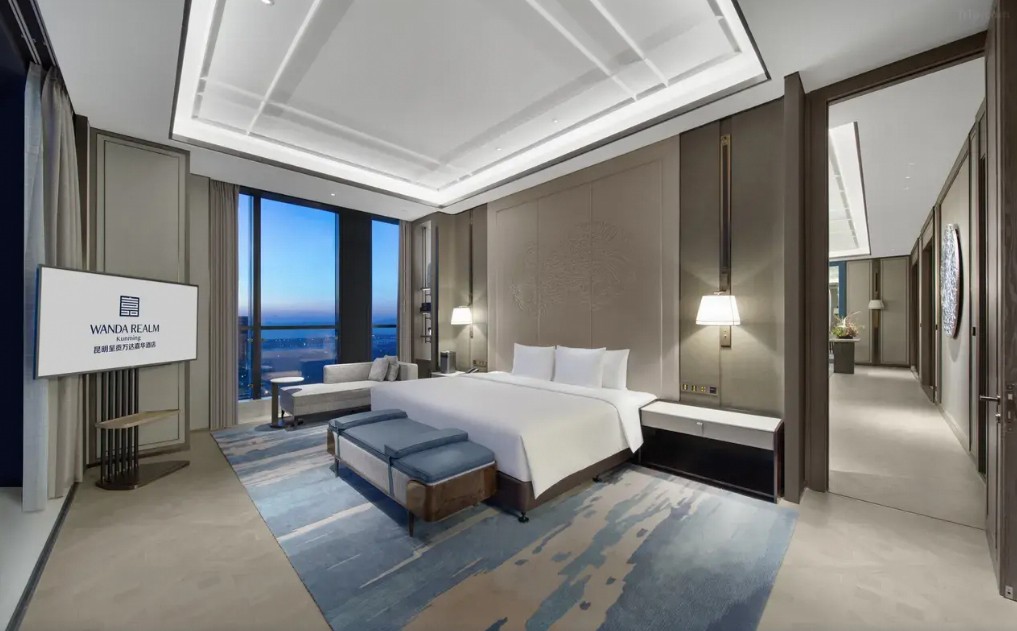 Deluxe, Executive, King Bed