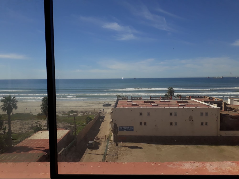 Corona Plaza Hotel 63/70