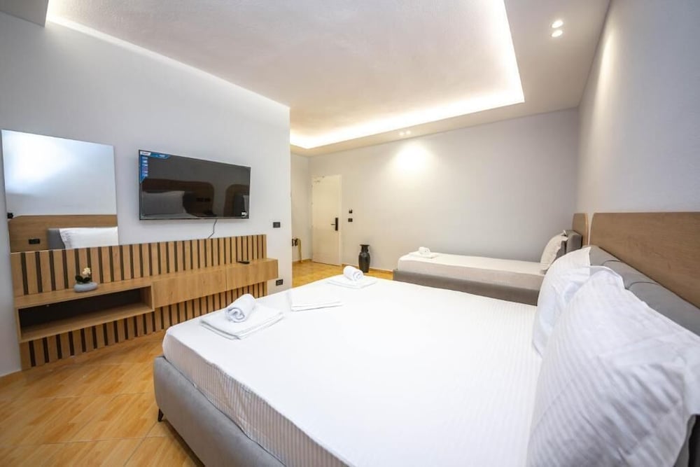 HOTEL SEASIDE SARANDA 24/52
