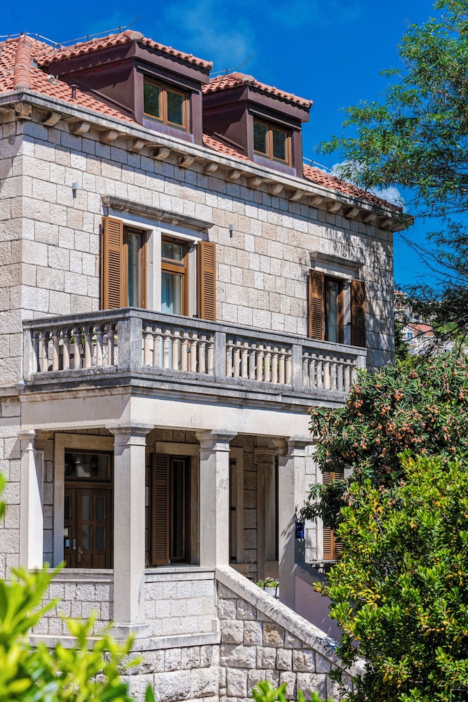 Boutique Villa Filaus 2/73
