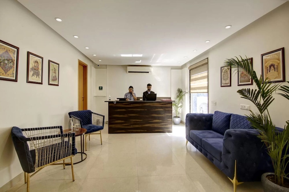 Saltstayz Corporate Suites – Golf Course Road 10/50