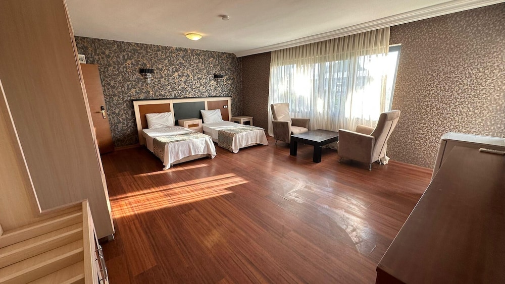 Grand Sahin s Gumuldur Resort 28/82