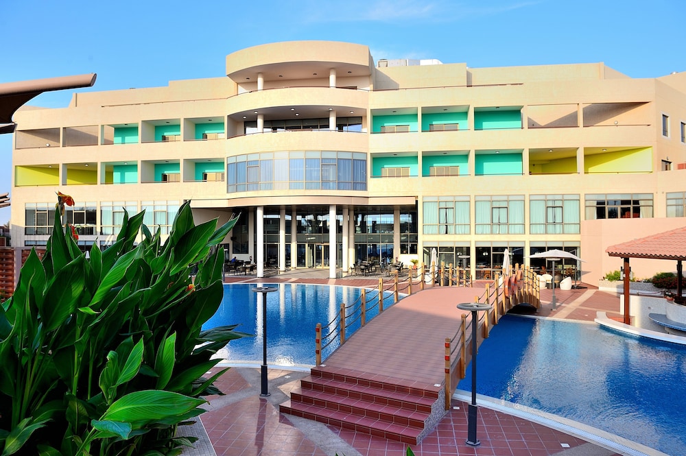 فندق قرية الريم(Al Reem Village Hotel) 2/51