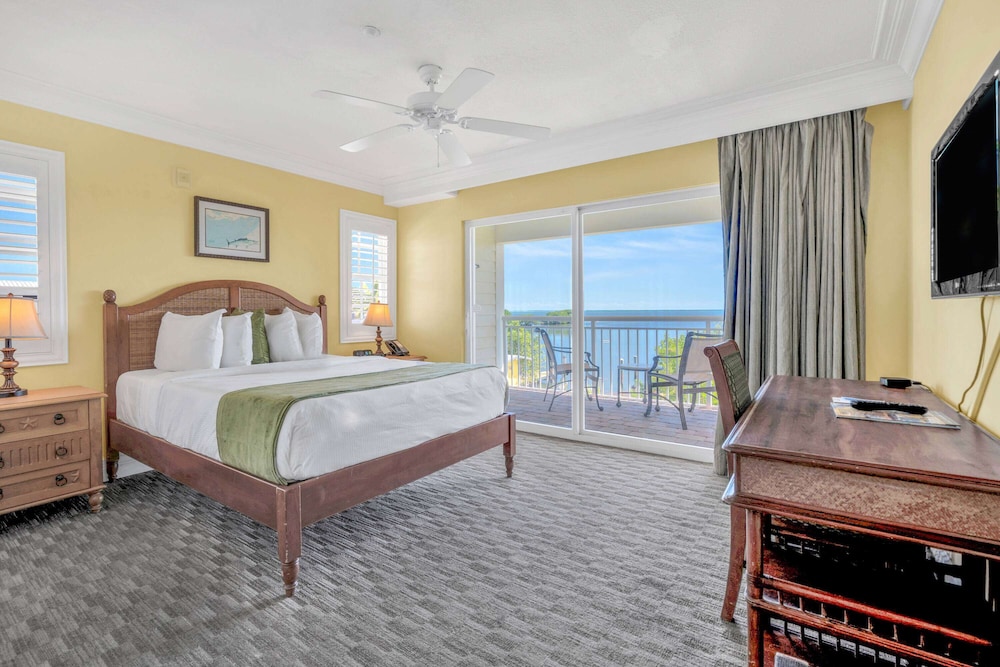 Room, King Bed, Ocean View, Balcony
