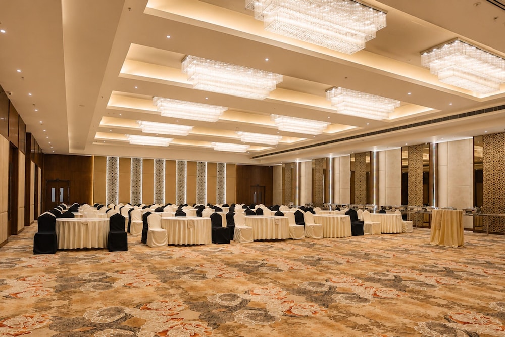 Park Inn by Radisson Ayodhya 22/28