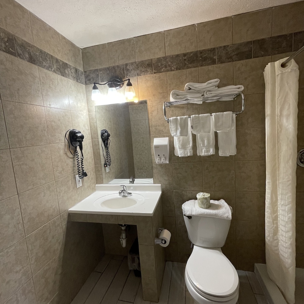 Country Town N Suites 36/65