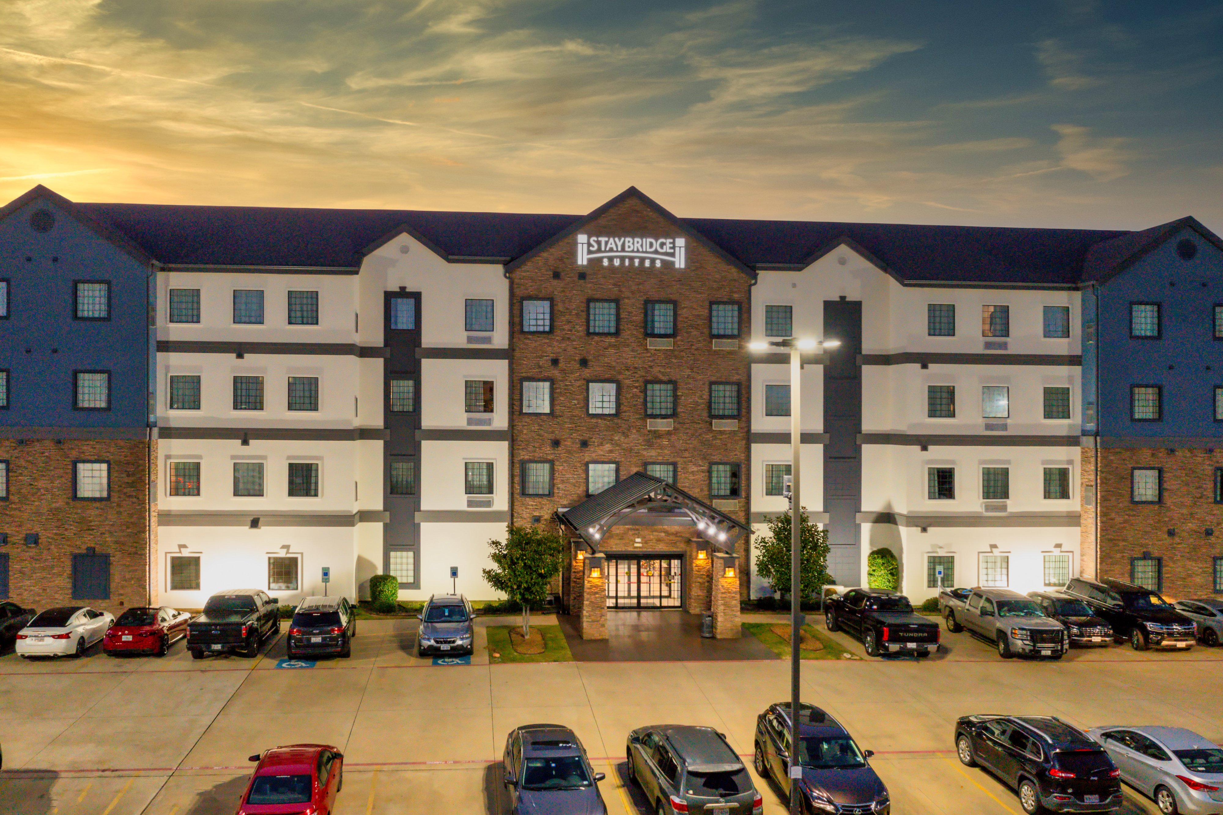 Staybridge Suites Longview 72/78