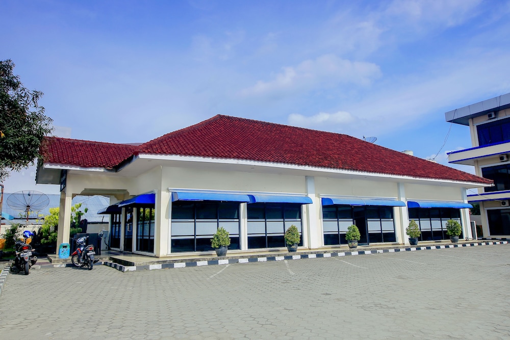 Hotel Hakmaz Taba Syariah Lubuk Linggau 3/49