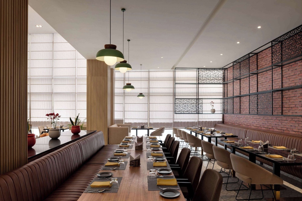 Ramada Encore By Wyndham Bhiwadi Phool Bagh Chowk 41/53