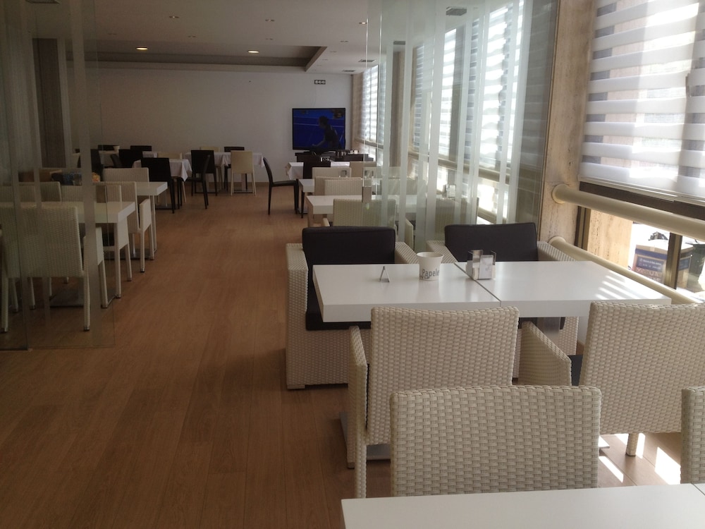 Aguadulce Aparthotel 12/15