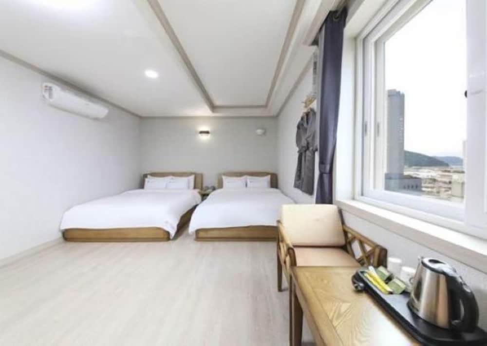 Mj Tour Hostel 6/47