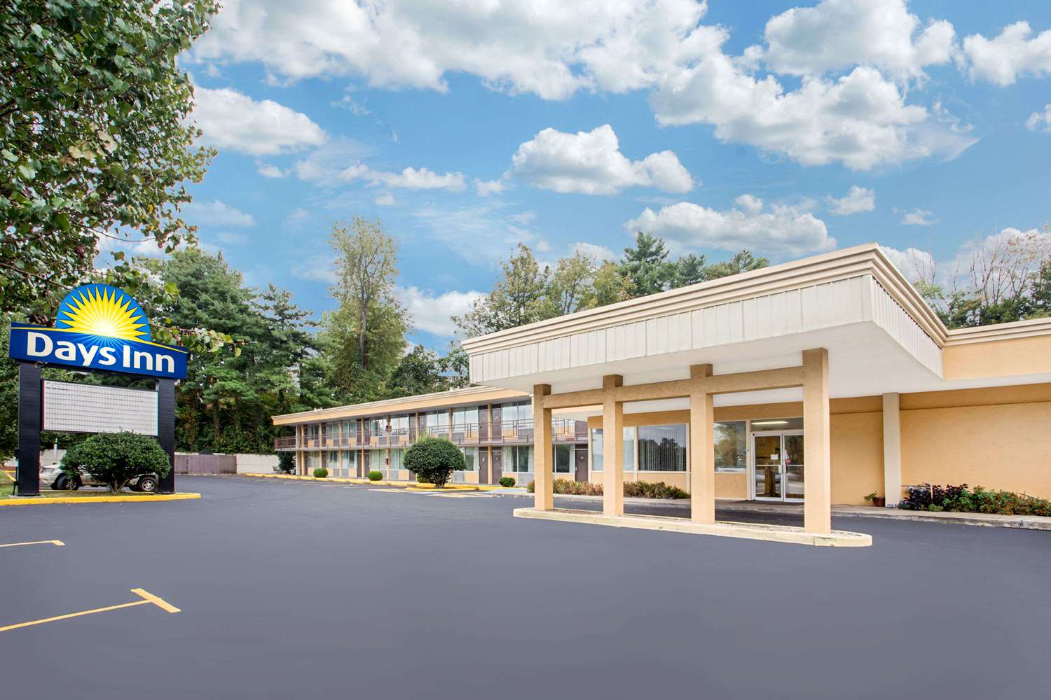 Days Inn By Wyndham Bristol Parkway 4/15