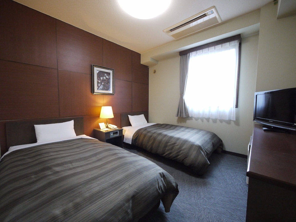Hotel Route-Inn Kamisuwa 5/45