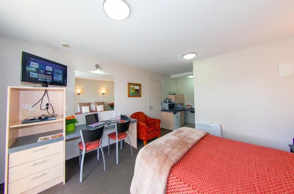 Cranford Oak Motel 21/46