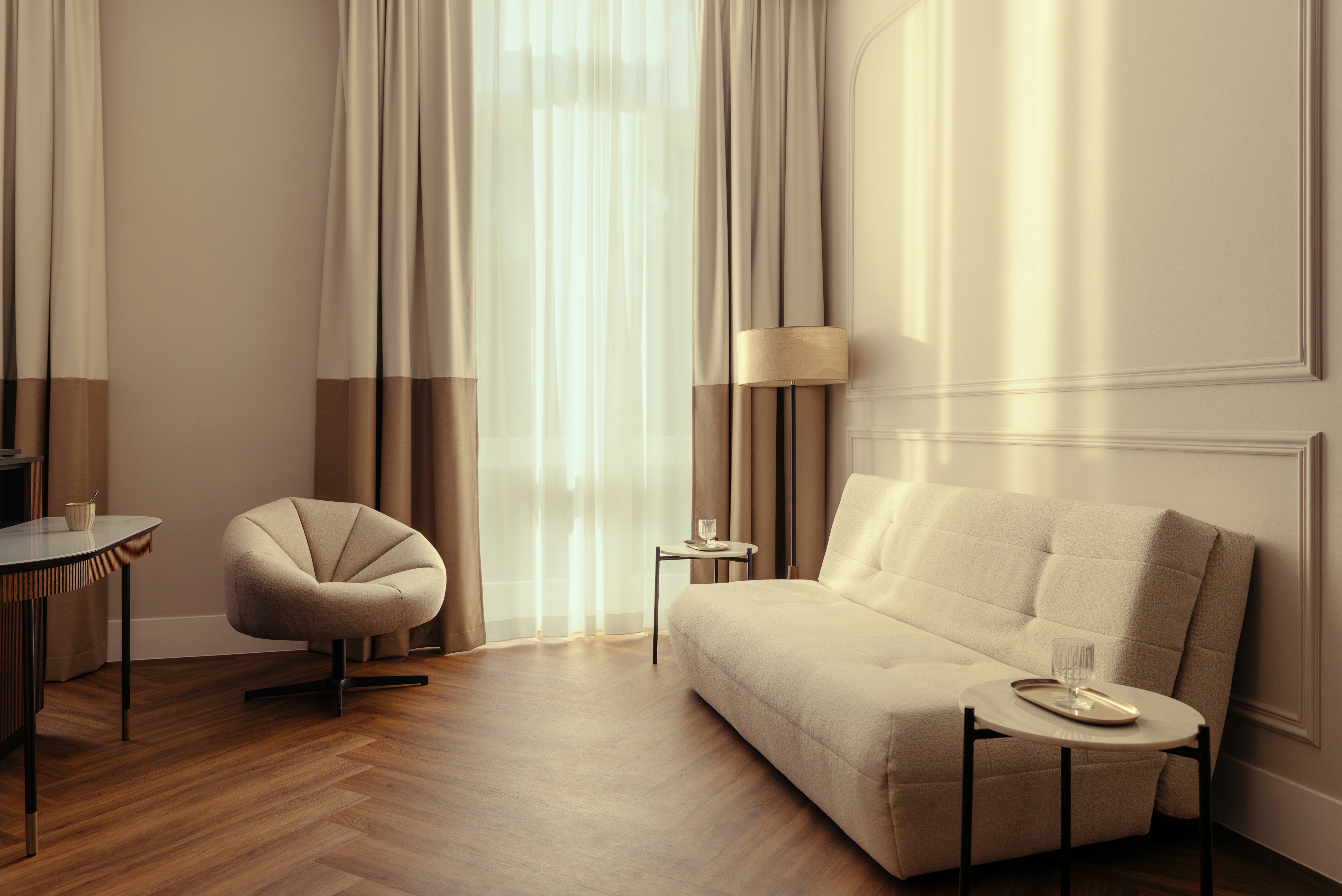 Family, King Bed, Sofa