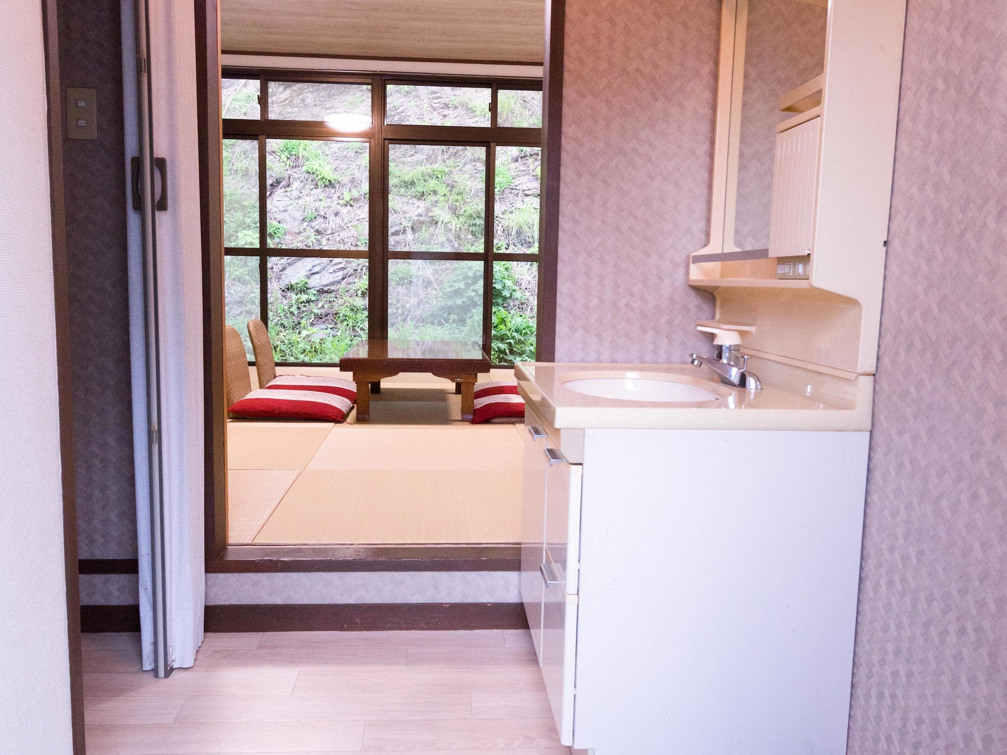 Japanese, 2 Futon Beds, Annex