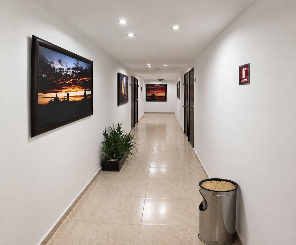 First Inn Hotel and Business 33/46