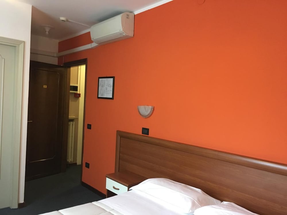 Hotel Cortina 14/44