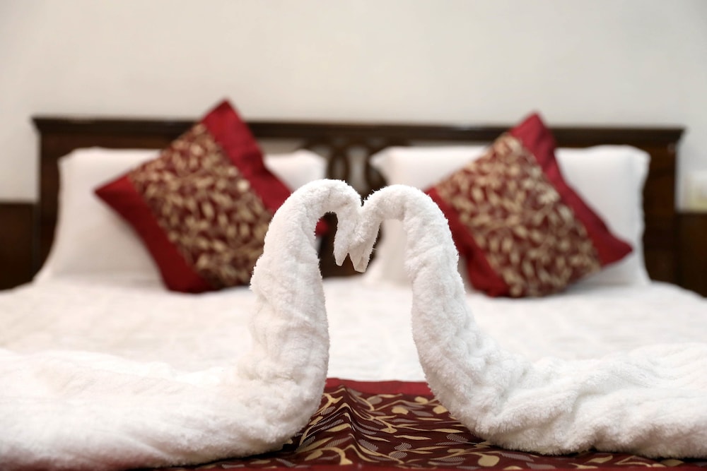 HOTEL HERITAGE INN 36/58