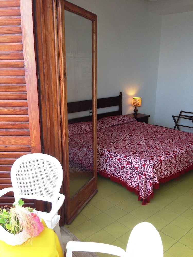 Hotel Carasco 28/71