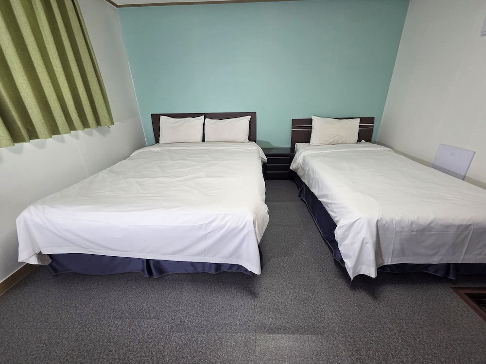 Olle Tourist Hotel 17/40