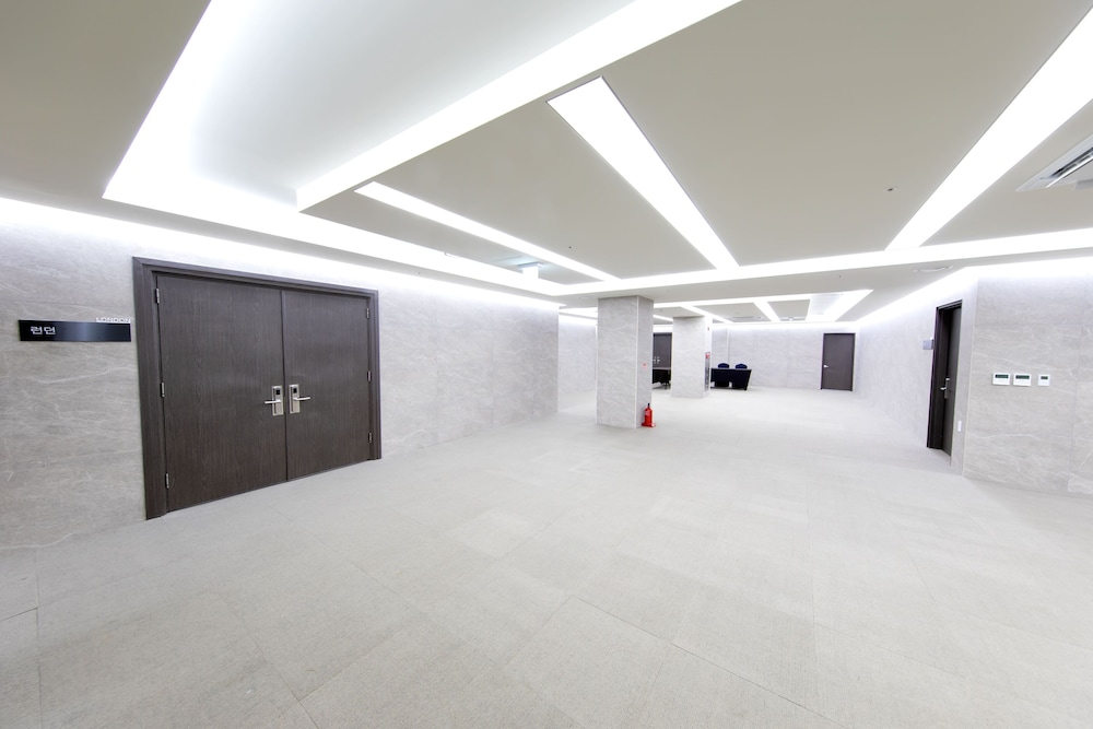 Seoul Olympic Parktel 51/53