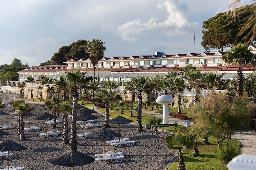 Flora Garden Beach 42/50