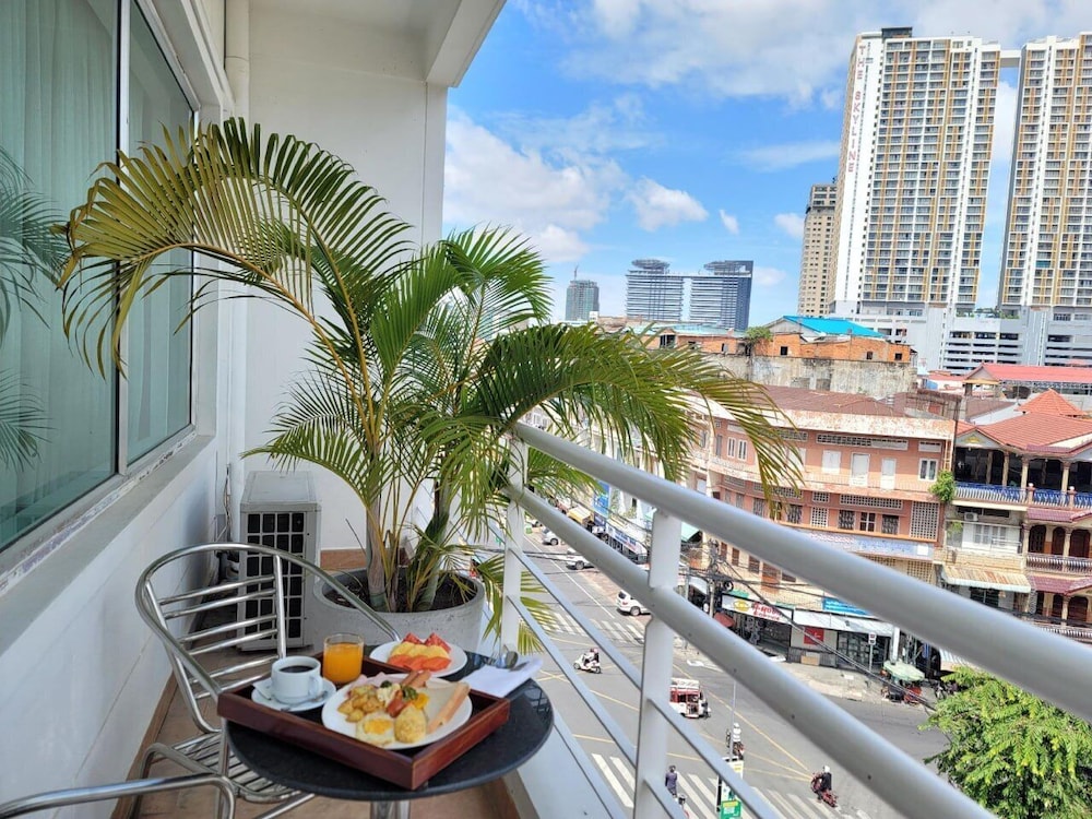 Asia Palace Hotel 35/50