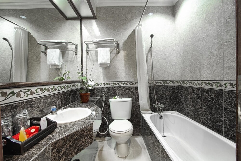 Hotel Montana Dua Malang 42/50