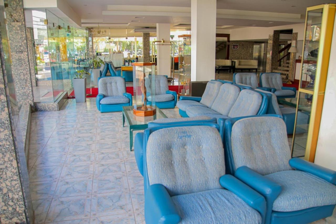 Hostal Del Sol 38/55