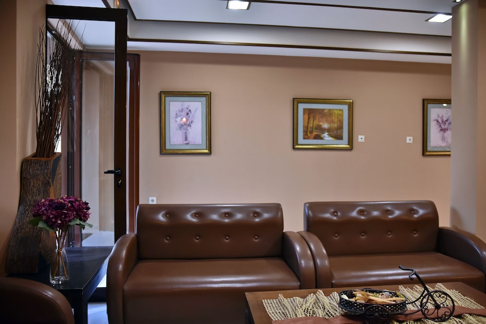 24 Seven Boutique Hotel 20/45