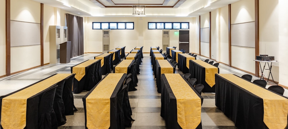 Sotogrande Hotel Iloilo 57/67