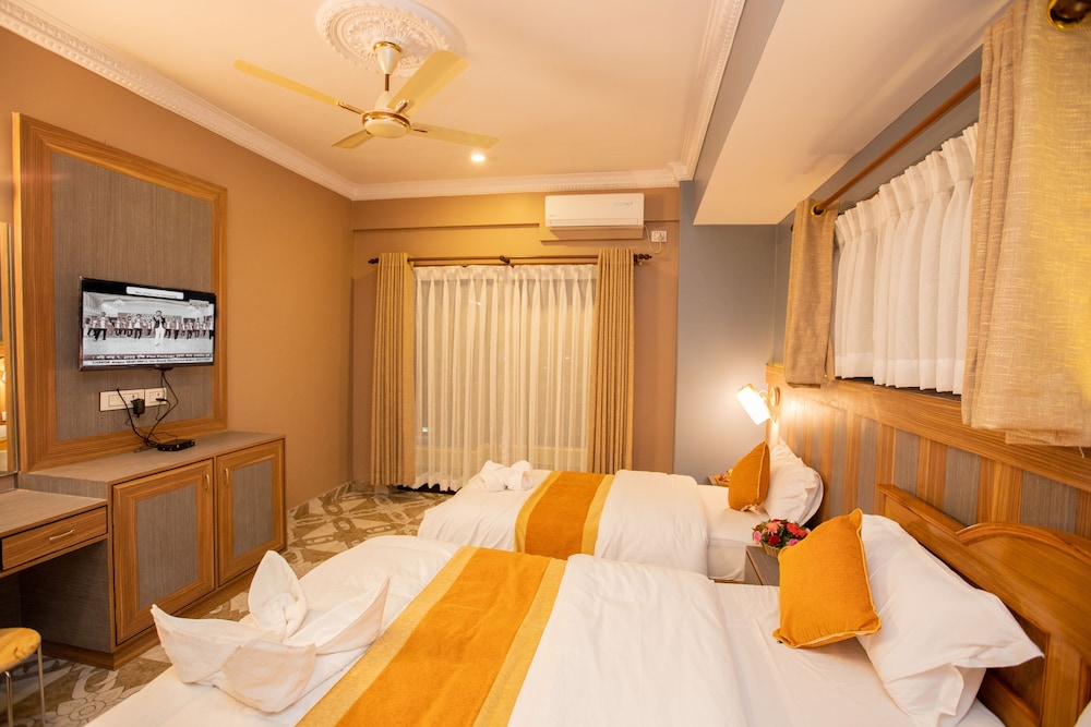 Hotel Visitors Inn P. Ltd 10/31