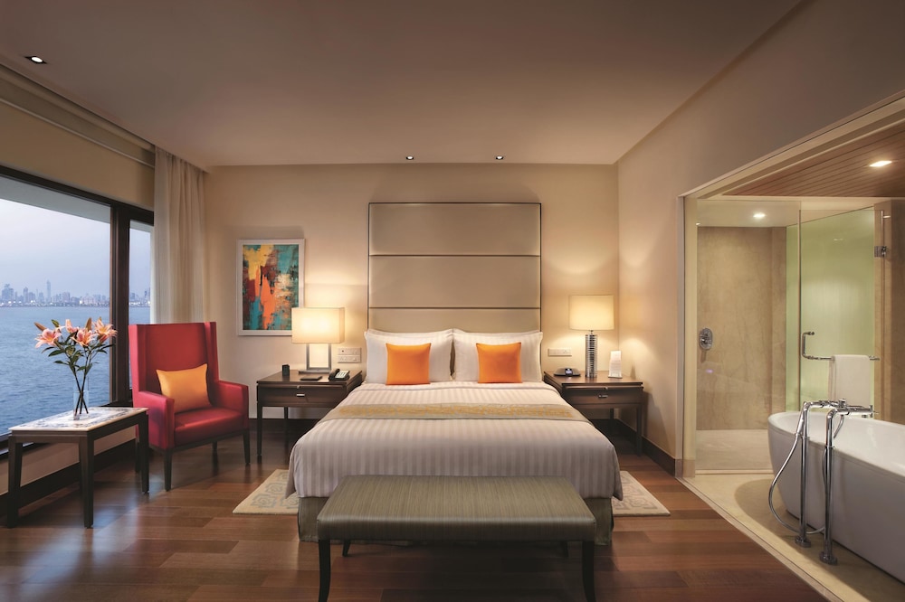 The Oberoi Mumbai 13/61