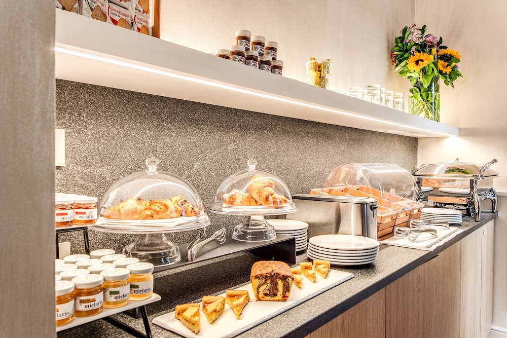 DBH Duomo Boutique Hotel Lake Como 10/23