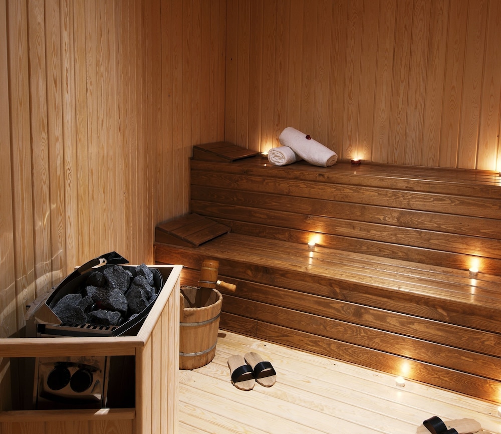 Aparthotel Les Oliviers Suites And Spa 12/38