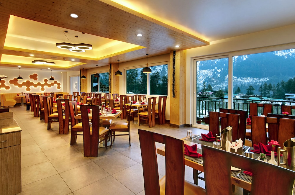 The Orchard Greens Resort 34/48