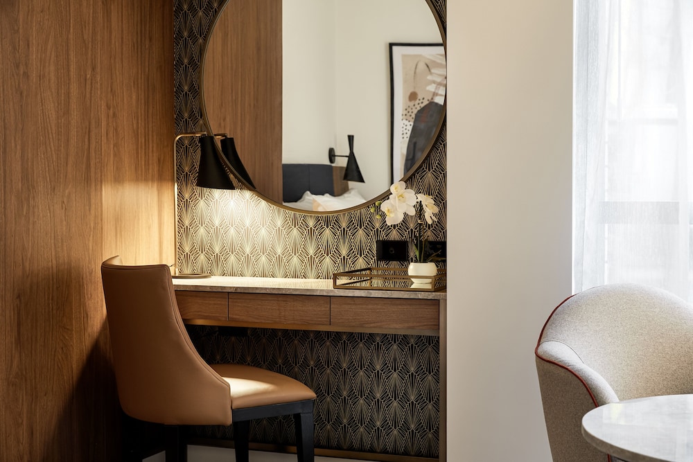 Crowne Plaza Sydney Darling Harbour 27/81