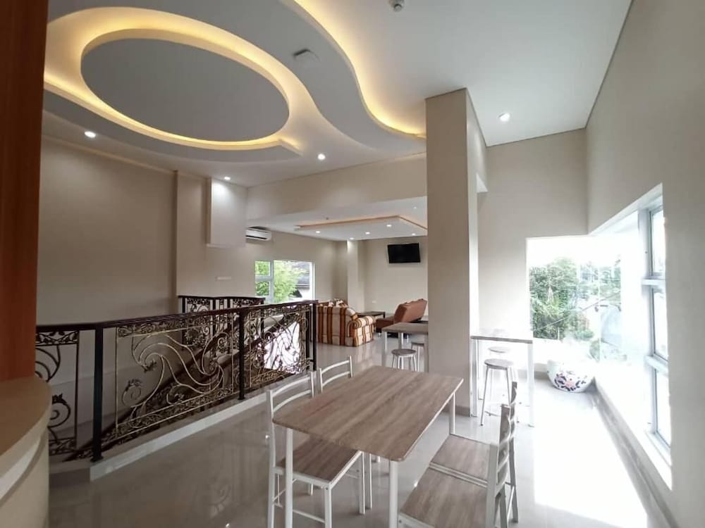 Hotel Tosan Solo Baru 8/39