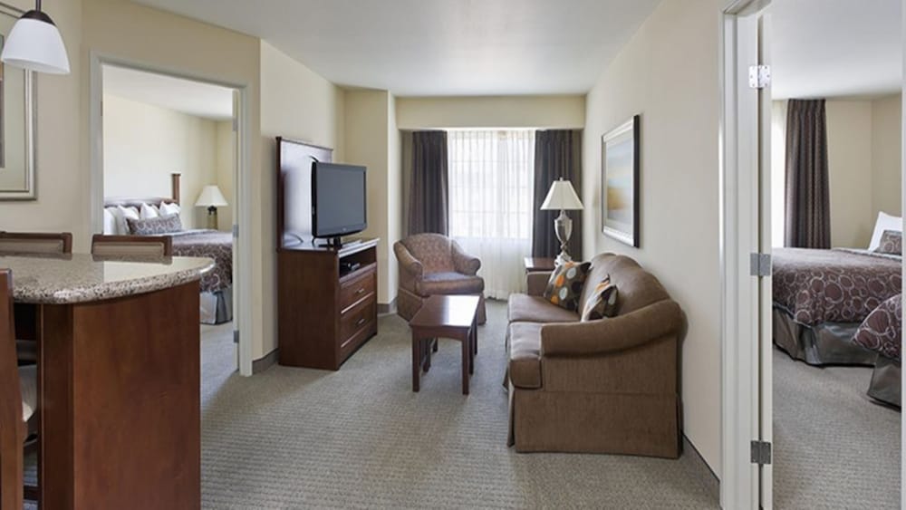 Staybridge Suites Houston West - Energy Corridor 57/76