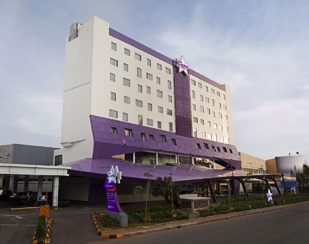 Fame Hotel Gading Serpong in Gading Serpong