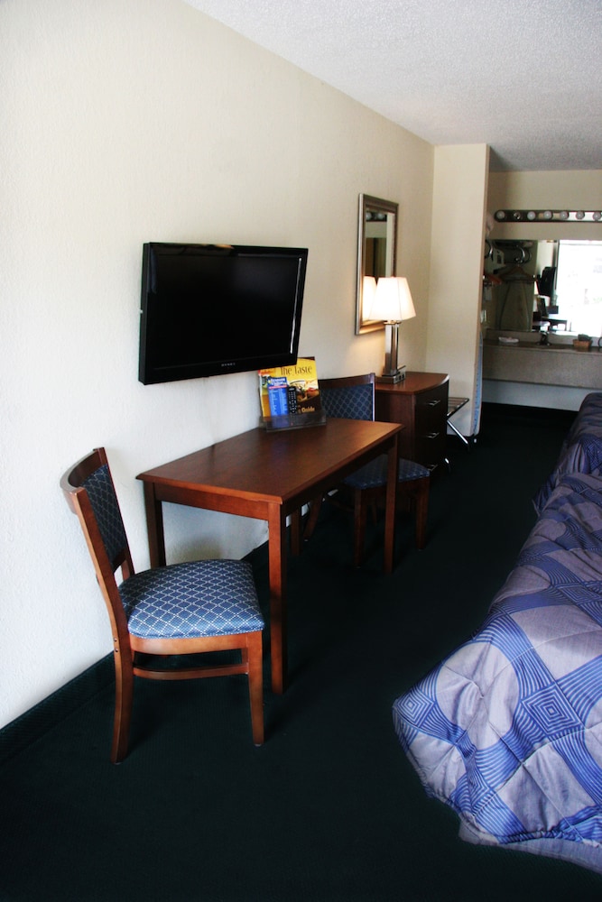 Branson Waterpark Hotel 44/53