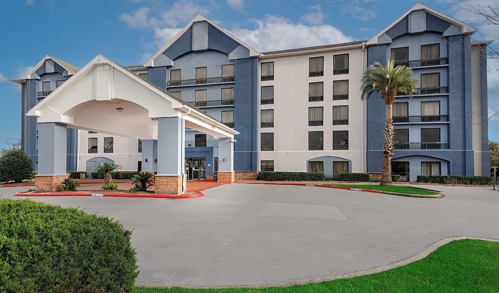 Sonesta Essential NW Houston 56/61