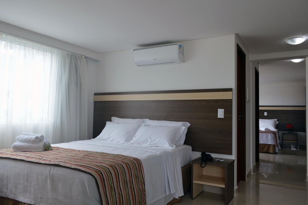 VAL ATLANTIC HOTEL 11/44